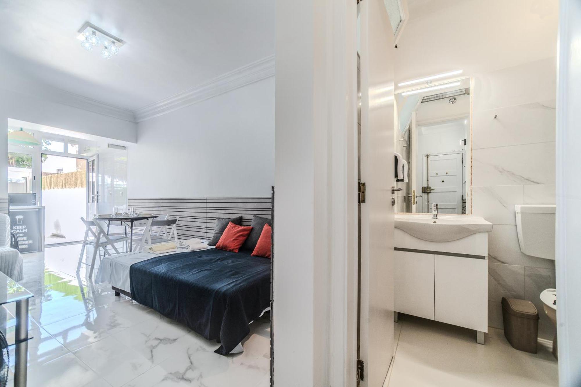 Terrace & Barbecue Apartment In Alameda Downtown Lisboa Екстериор снимка